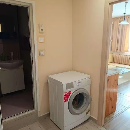 아파트 Cozy Hous In 부르가스